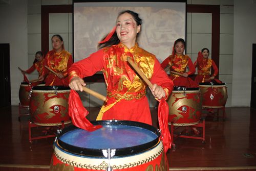 2、鼓舞:龍騰盛世開場(chǎng)_副本.jpg 2、鼓舞:龍騰盛世開場(chǎng)_副本.jpg