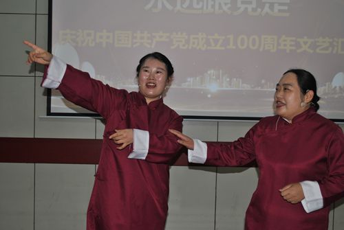 6、相聲:學(xué)歌曲_副本.jpg 6、相聲:學(xué)歌曲_副本.jpg