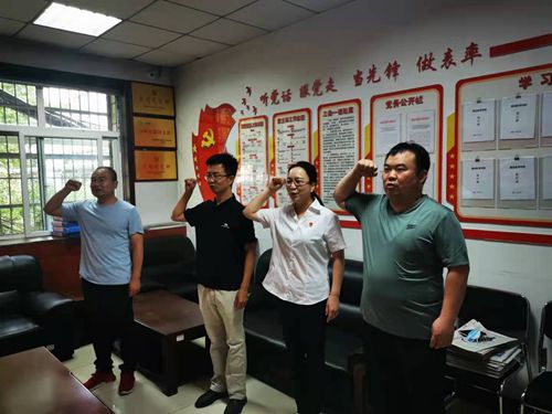 老黨員_副本.jpg 老黨員_副本.jpg