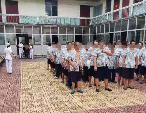 疏散病人演練_副本.jpg 疏散病人演練_副本.jpg