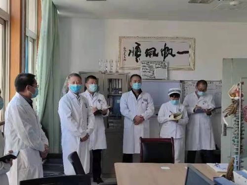 李院長跟臺查房_副本.jpg